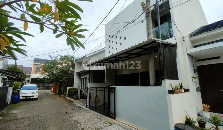 Dijual Rumah Di Jatiasih Bekasi Kota 2 Lantai Jl. Wibawa Mukti 1