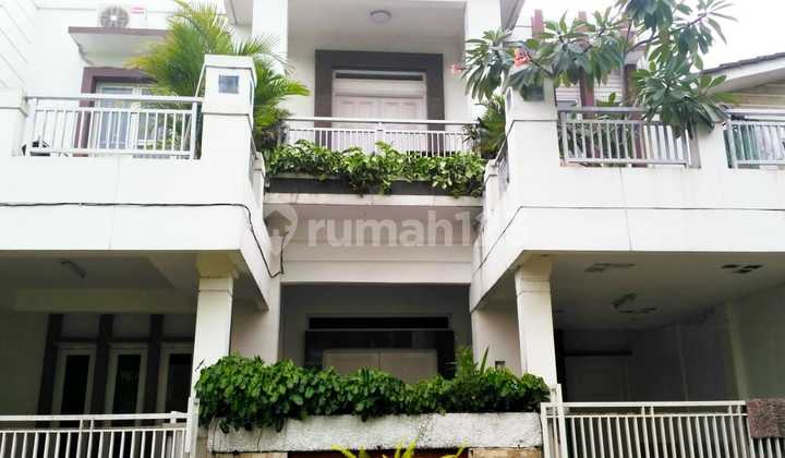 Dijual Rumah 2 Lantai Bagus di Komplek Pps Taman Galaxy Bekasi