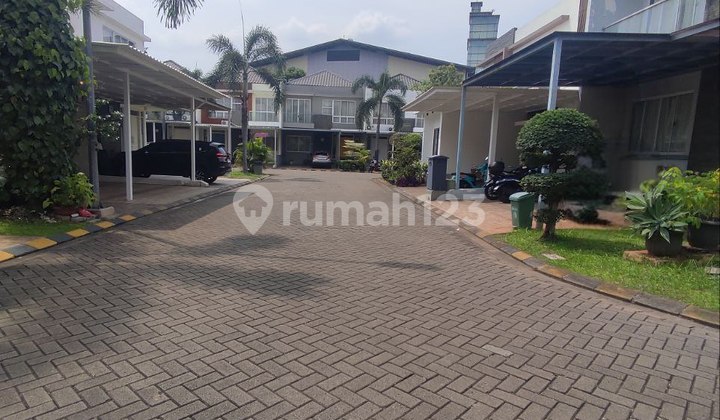 Rumah luas Strategis dijual di Grand Galaxy City Bekasi JaBar