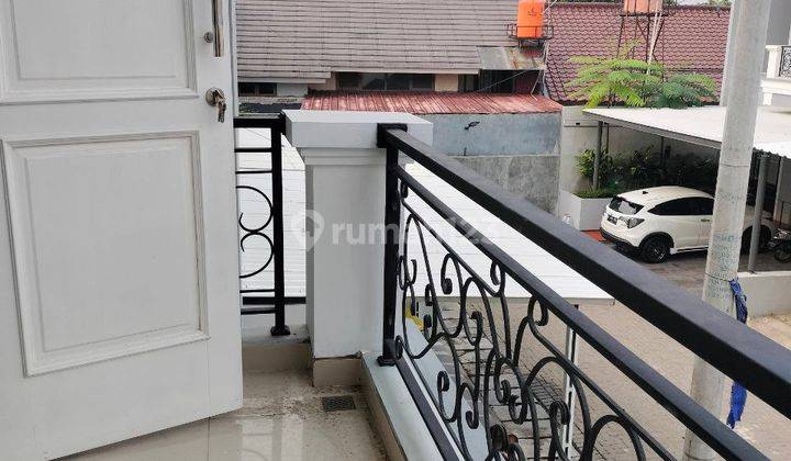 Jatiwaringin Bekasi Dijual Rumah Dalam Cluster 2 Lantai Siap Huni 2