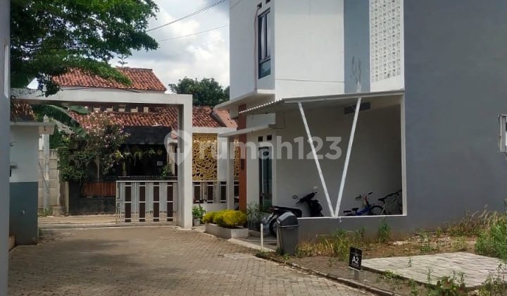 Affordable Flood-Free House Ready to Occupancy, Strategic Location in Jatiasih, Bekasi