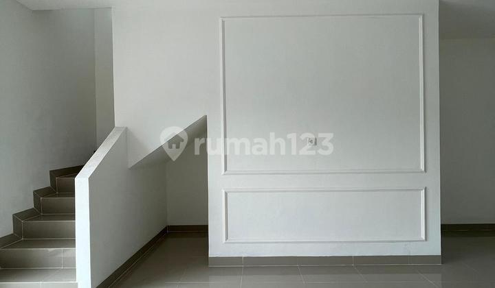 Rumah Baru Super Strategis Dijual di Jatiasih Bekasi bisa KPR 2