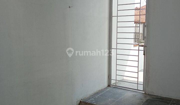 Bekasi Kota Rumah Bagus Dijual Dalam Cluster Besar Di Kaliabang 2