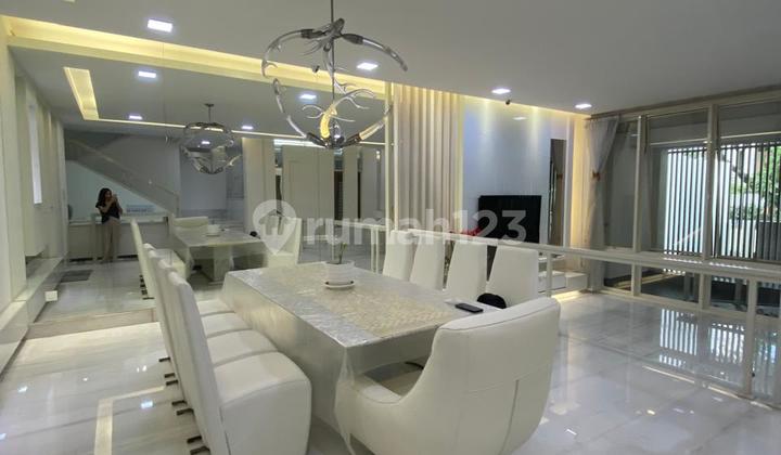 Rumah Mewah Garden House Pik, Luasan 450Mtr, Furnished Modern 2