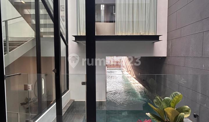 Muara Karang Complex Nice House, Furnished with Swimming Pool 2