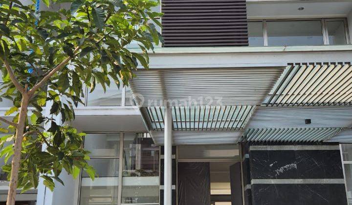Rumah Chopin Golf Island, 8x25m 3 Bedrooms Standart 1