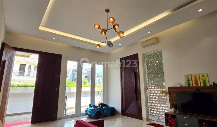 Rumah Pluit Hoek Mewah Minimalis, Ceiling Tinggi, Jalan Lebar 2