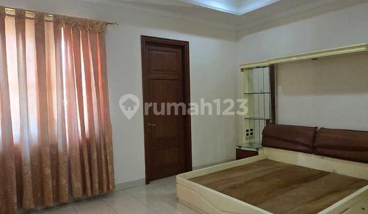 Rumah Pluit, Komplek Bagus Seberang Pluit Village Mall