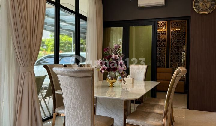 Rumah Hoek Golf Island, 4 Bedrooms Full Interior Mewah 2