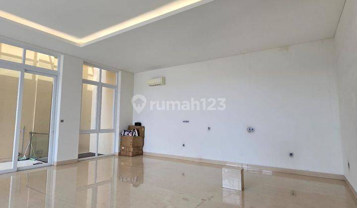 Rumah Pluit Hoek Mewah Minimalis, Ceiling Tinggi, Jalan Lebar 2