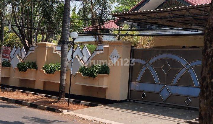 Termurah. Rumah Besar Taman Alfa Indah, Jakbar 1