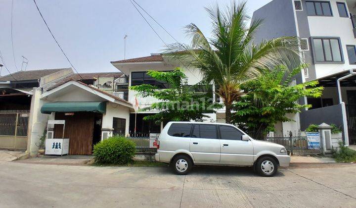 Jarang ada. Rumah bagus Green Garden, Jakbar 2