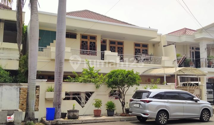 Pluit Karang Sari. Rumah Mewah Hitung Tanah Saja