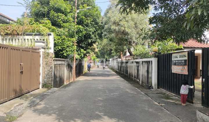 Kemang Timur Dibawah NJOP. Rumah Mewah Siap Huni