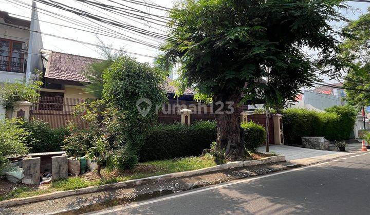 Hot Price. Rumah Lama Panglima Polim, Kebayoran Baru 2