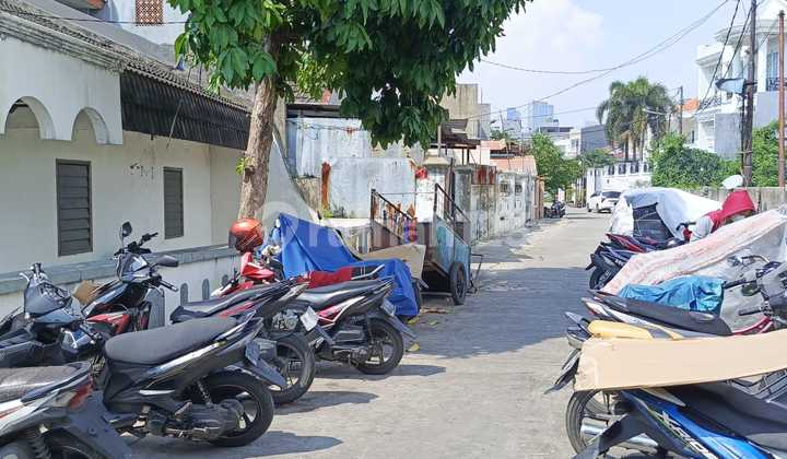 Duri Kepa, Kebon Jeruk. Land Measured House, Charity Price. 2