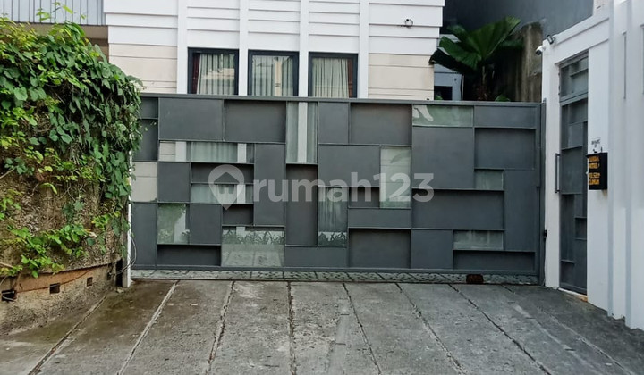 Best Deal. Rumah Mewah Lebak Bulus Harga Dibawah Njop Best Deal. Rumah Mewah Lebak Bulus Harga Dibawah Njop