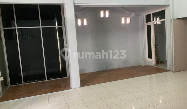 For Rent Strategic Shop House Banyumanik Near Undip Tembalang 2