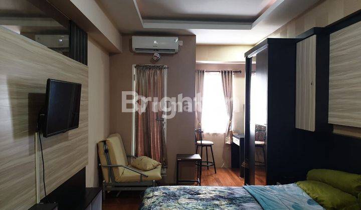 COMPACT 1BR APARTEMENT HIGH FLOOR WITH KOLAM RENANG VIEW AT CANDILAND APARTEMEN 2