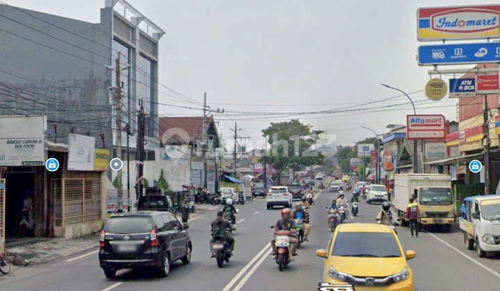 Ruko Jual/Sewa di Cocok untuk Usaha karena Lokasi Strategis 2