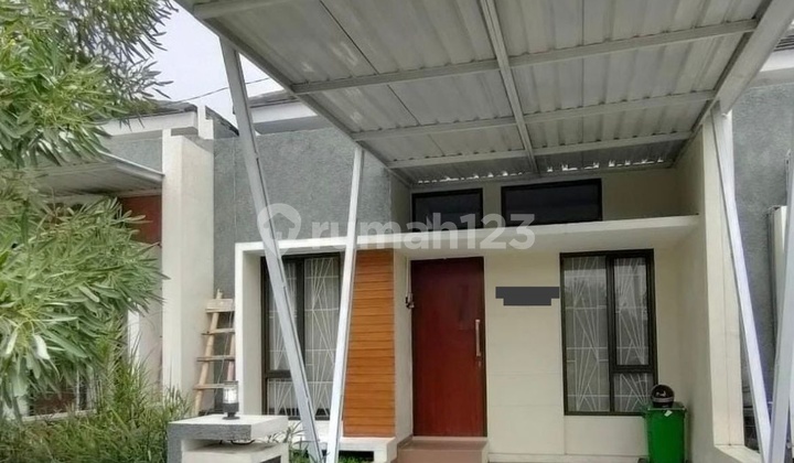 Meteseh Tembalang Flood-Free Furnished House for Rent