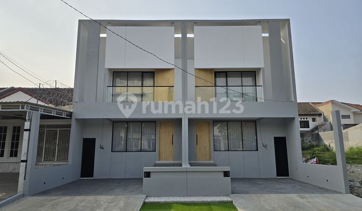 Dijual 2 Unit Rumah Cluster Dago Mewah di Lippo Cikarang