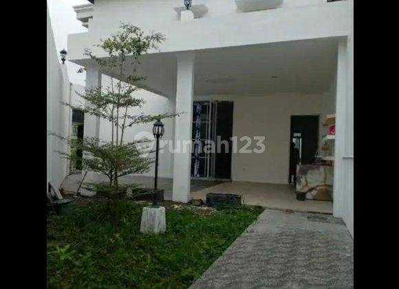 Disewakan Rumah di Taman Simpruk Summer Bliss Bagus Dan Nyaman di Lippo Cikarang 1