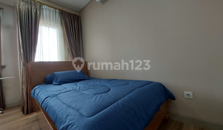 Trivium Terrace Apartment 3BR Converted to 2BR, Nice and Comfortable, Lake-Facing