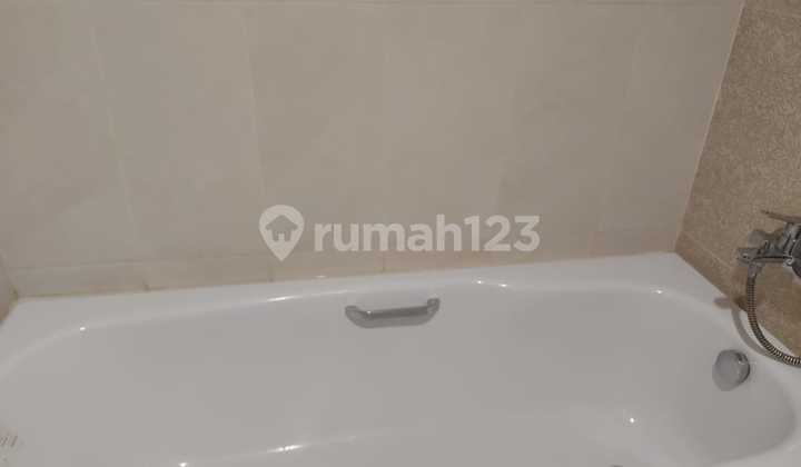 For Rent: Comfortable Trivium 1BR Apartment in Lippo Cikarang