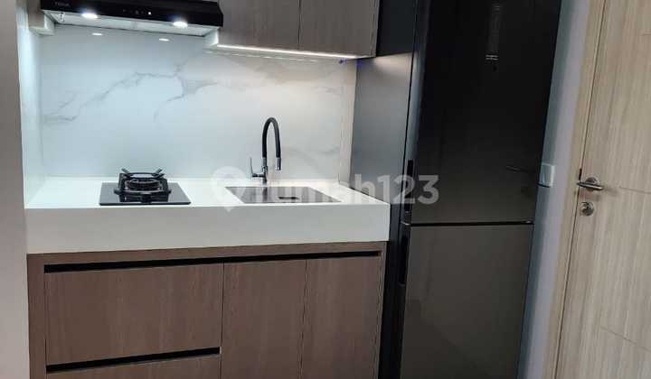 Orange County Tower Glendale Low Floor Low Noise Apartment in Lippo Cikarang 2