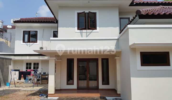 For rent, a nice and comfortable house in Sriwijaya, Dilippo Cikarang.