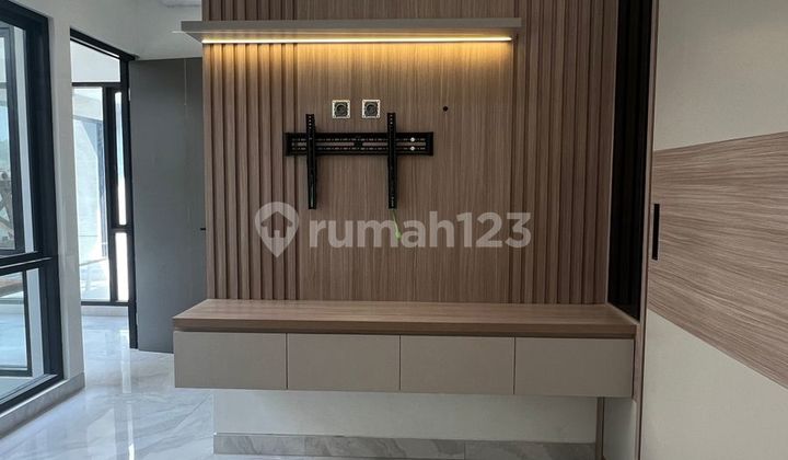 Dijual Cepat New House di Taman Simpruk Cluster Summer Bliss Mewah dan Nyaman Lippo Cikarang Dijual Cepat New House di Taman Simpruk Cluster Summer Bliss Mewah dan Nyaman Lippo Cikarang