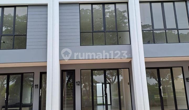 Ruko Hive Cosmo Modern 3 Lantai Siap Pakai Ruko Hive Cosmo Modern 3 Lantai Siap Pakai