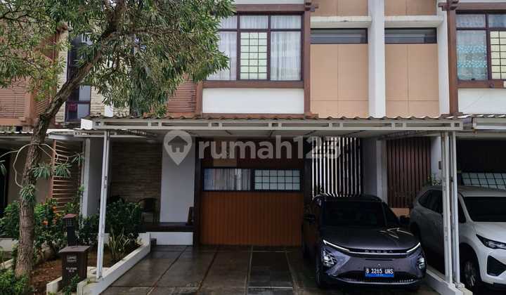Disewakan Rumah Mewah Siap Huni — Lokasi Premium