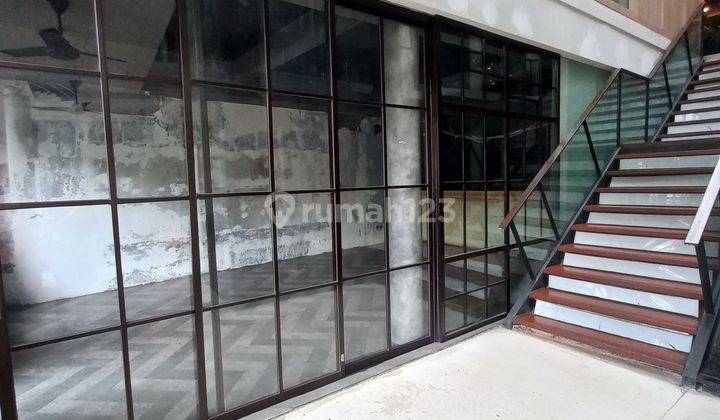 Disewakan Ruang Usaha Area Senopati Jakarta Selatan Ground Floor 2