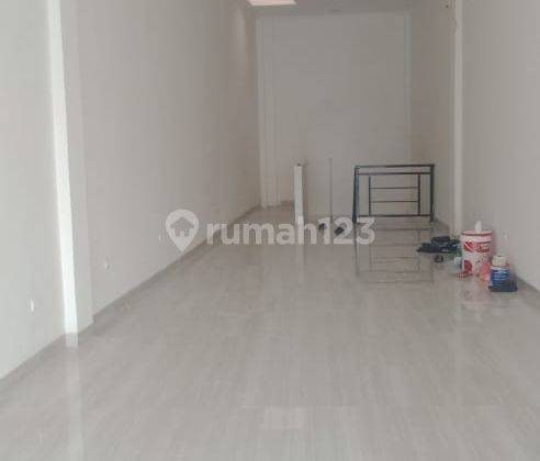 Disewakan Ruko 2 Lantai Gandaria Jakarta Selatan 172 M 2
