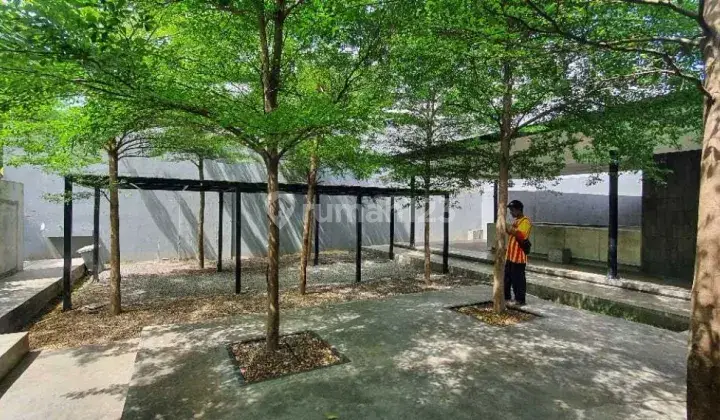 Disewakan Ruang Usaha Area Senopati 2