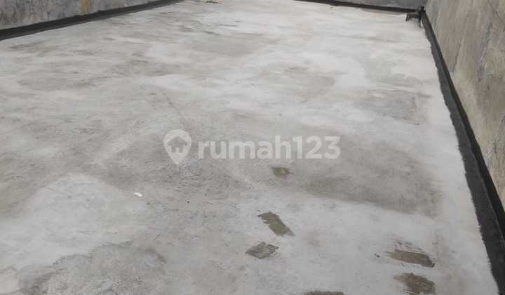 Disewakan Ruko Kemang 3 Lantai Siap Pakai  7