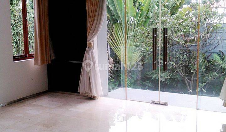 Disewakan Rumah Area Scbd 12