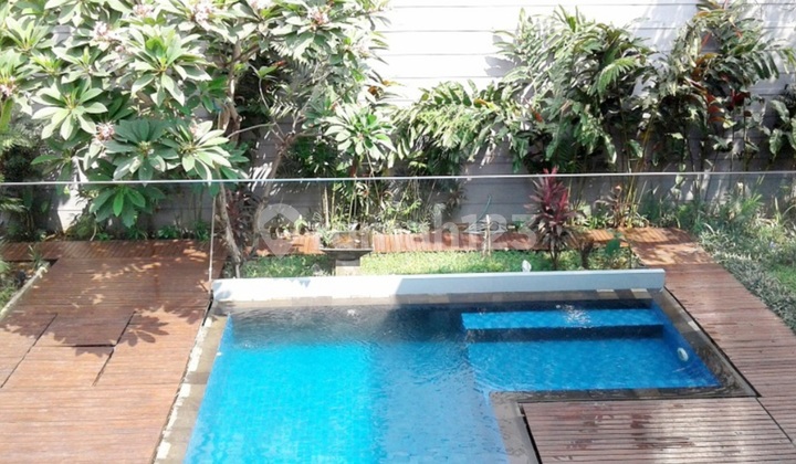 Disewakan Rumah Area Scbd 14