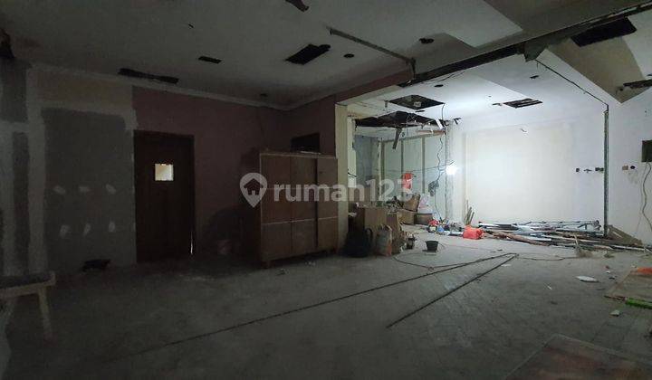 Disewakan Ruang Usaha Area Kebayoran Baru Senopati 1