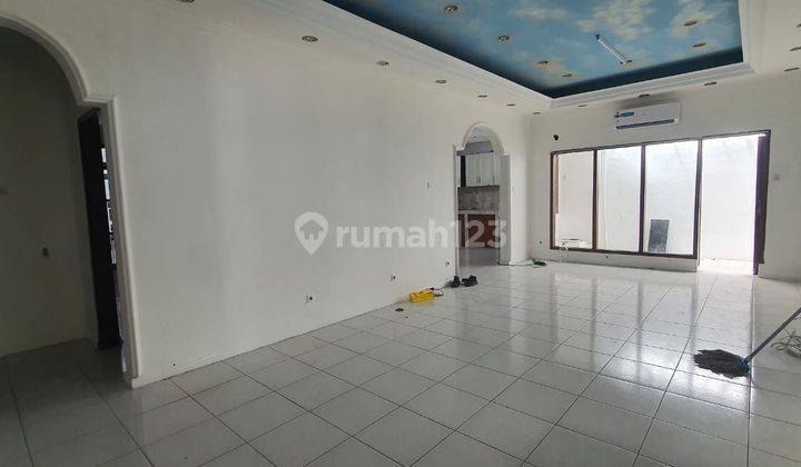Disewakan Ruang Usaha Kebayoran Baru 1 Lantai 6