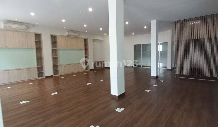 Dijual Ruang Usaha Bagus Kemang Siap Pakai SHM 15