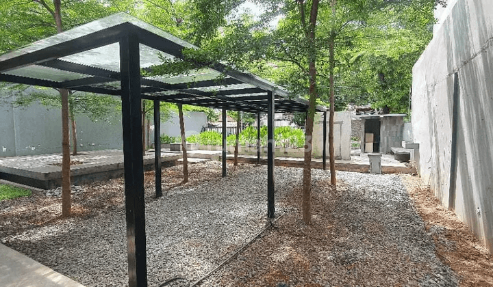 Disewakan Ruang Usaha Area Senopati Kebayoran Baru  5