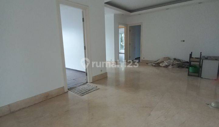 Disewakan Ruang Usaha Area Senopati Boleh Untuk Kantor Parkir 12 6