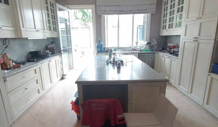 Disewakan Ruang Usaha Area Senopati Boleh Untuk Kantor Parkir 12 12