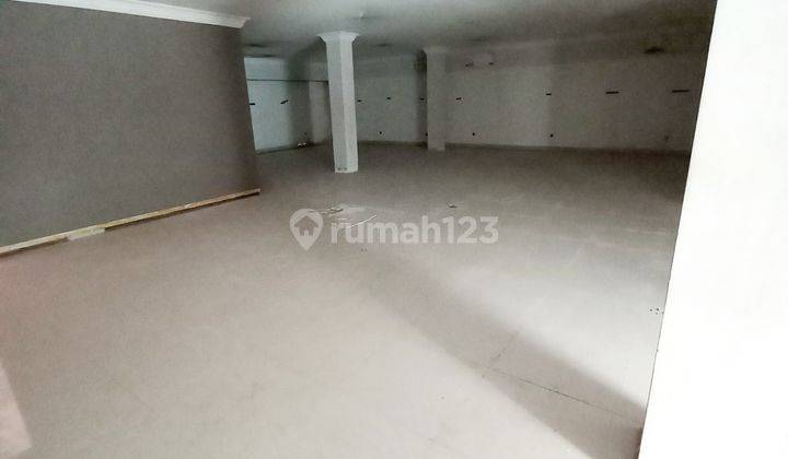 Disewakan Ruang Usaha Kebayoran Baru Jakarta Selatan 2