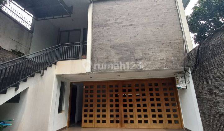 Disewakan Rumah Modern Minimalist Area Senopati 1