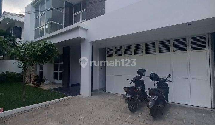 Disewakan Rumah Baru Renovasi Kuningan Jakarta Selatan 1