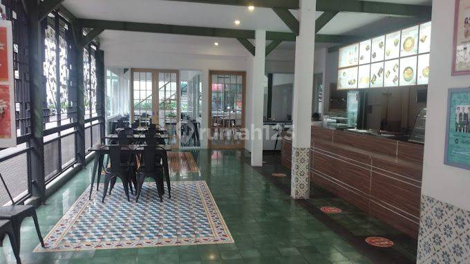 Disewakan Ruang Usaha Kemang Raya Jakarta Selatan 2